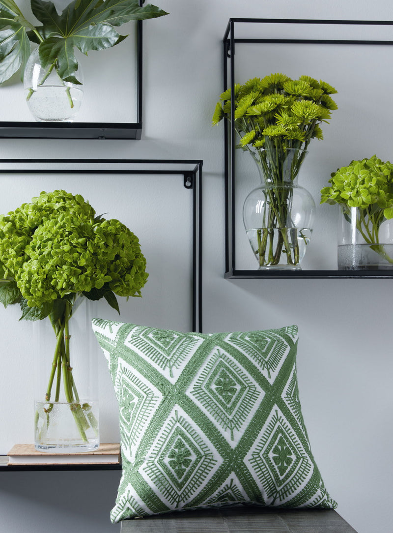 Bellvale - Pillow - Green / White