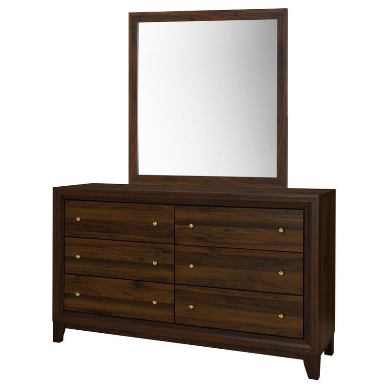 Welsley - 6-Drawer Dresser