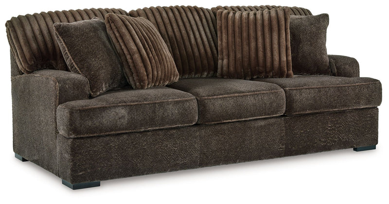 Aylesworth - Sofa - Chocolate